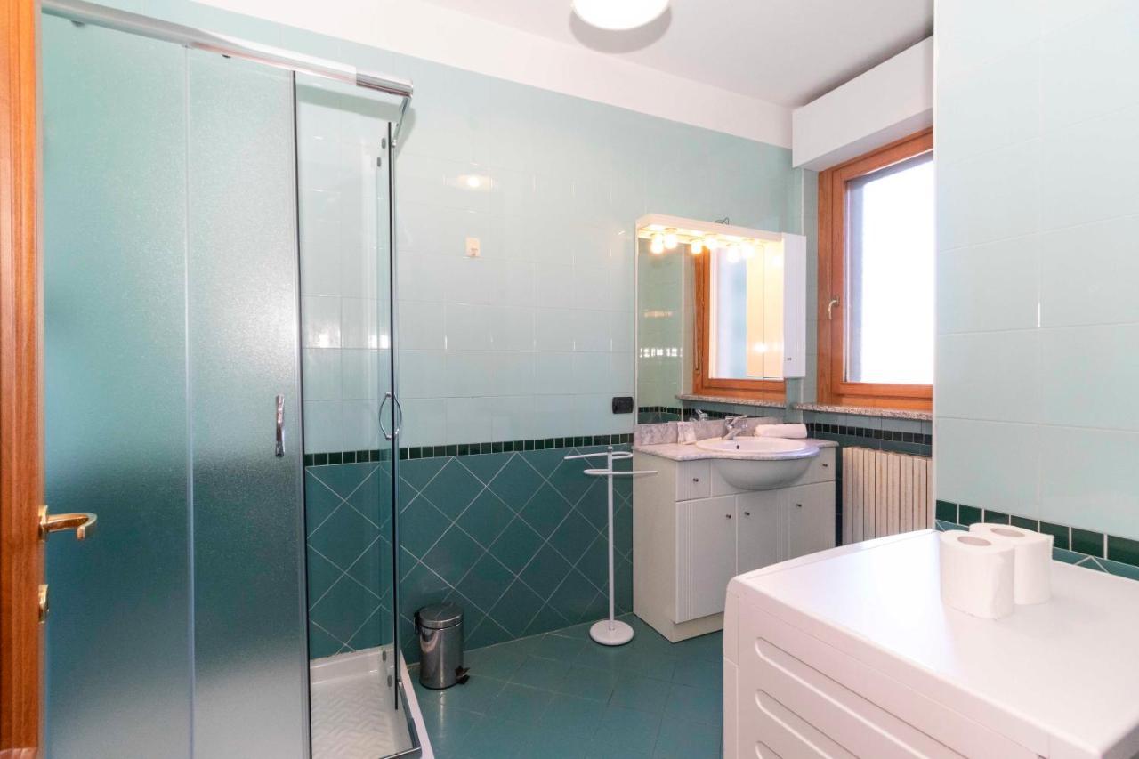 شقة Cozy&Spacious Apt 2 Min Walk From The Tram Stop! تورينو المظهر الخارجي الصورة
