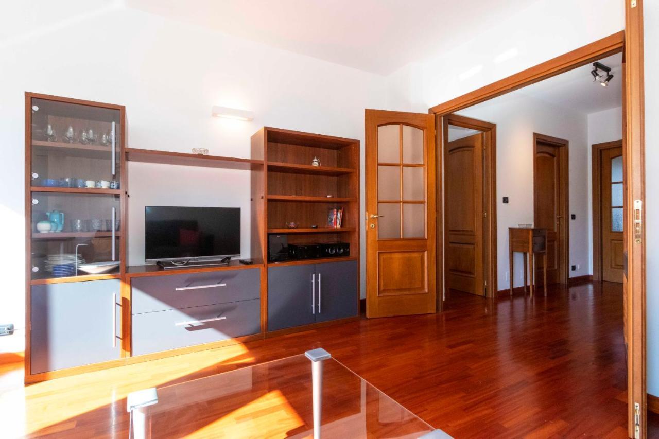شقة Cozy&Spacious Apt 2 Min Walk From The Tram Stop! تورينو المظهر الخارجي الصورة
