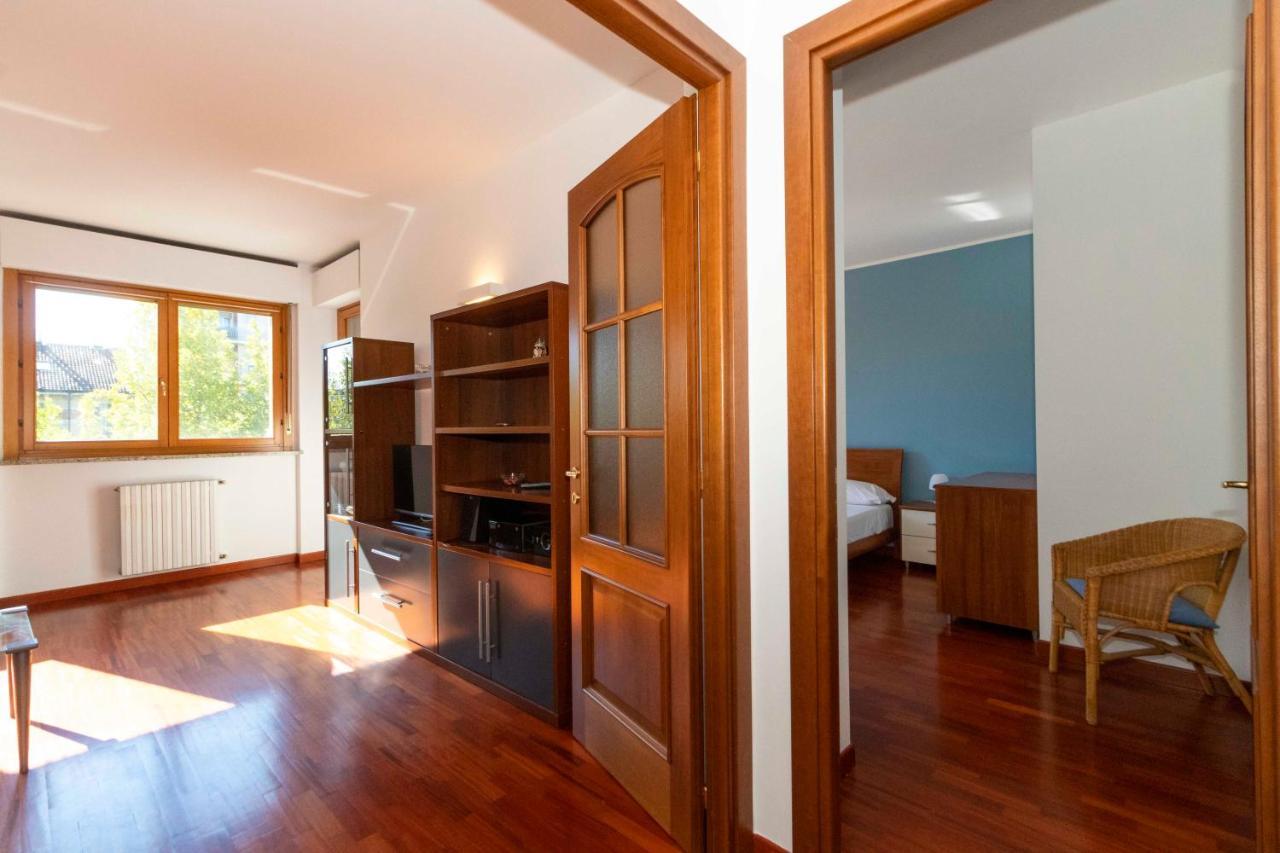 شقة Cozy&Spacious Apt 2 Min Walk From The Tram Stop! تورينو المظهر الخارجي الصورة