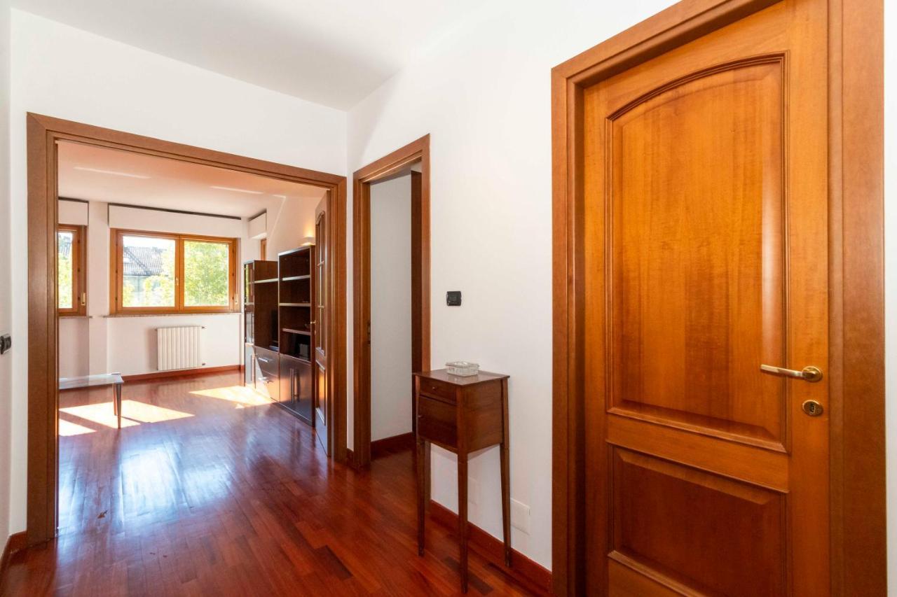 شقة Cozy&Spacious Apt 2 Min Walk From The Tram Stop! تورينو المظهر الخارجي الصورة