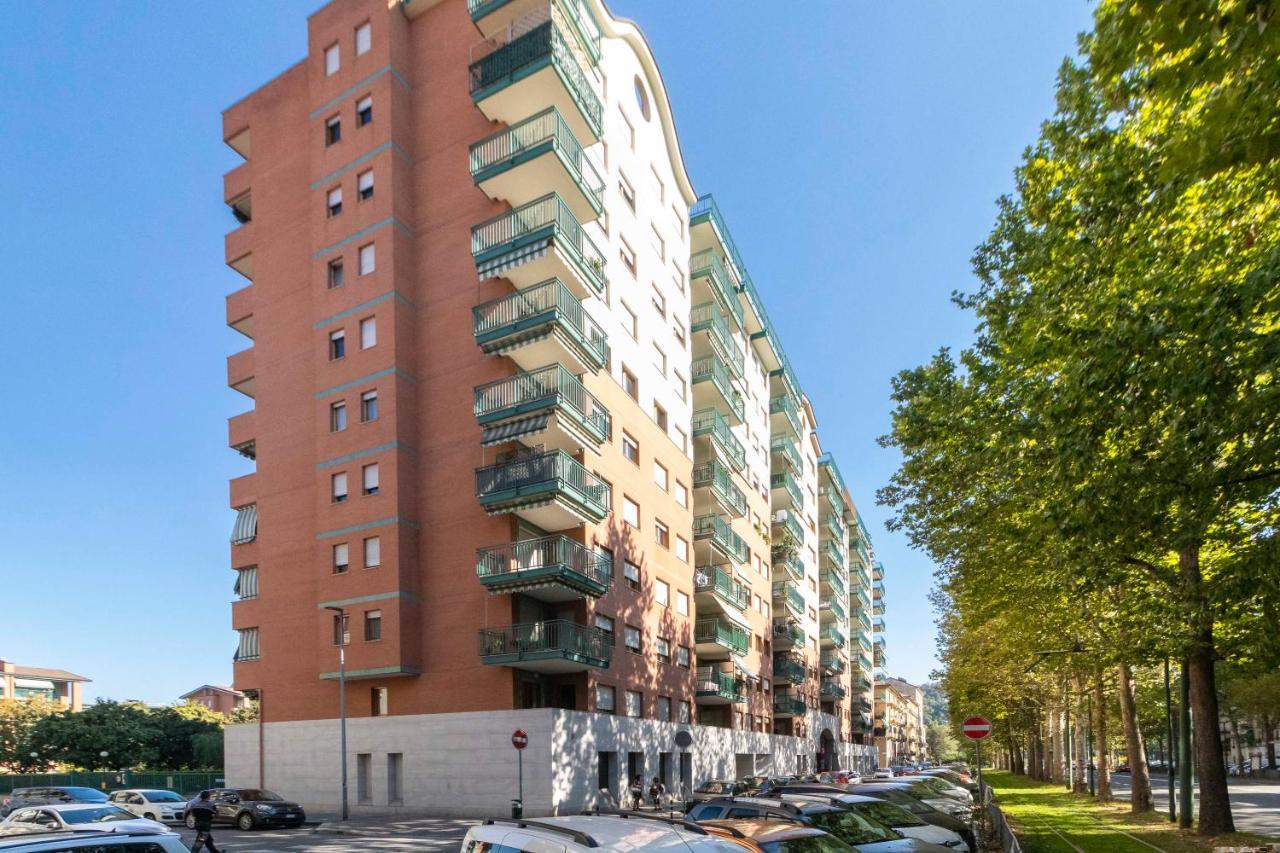 شقة Cozy&Spacious Apt 2 Min Walk From The Tram Stop! تورينو المظهر الخارجي الصورة